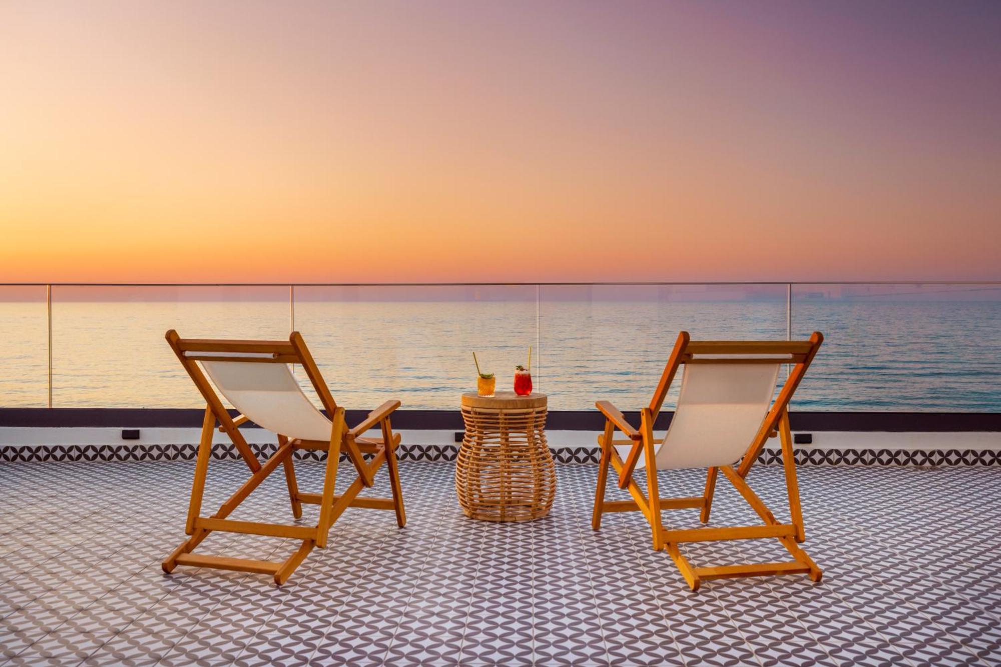 Calla Luxury Seafront Suites Rethimno Eksteriør billede