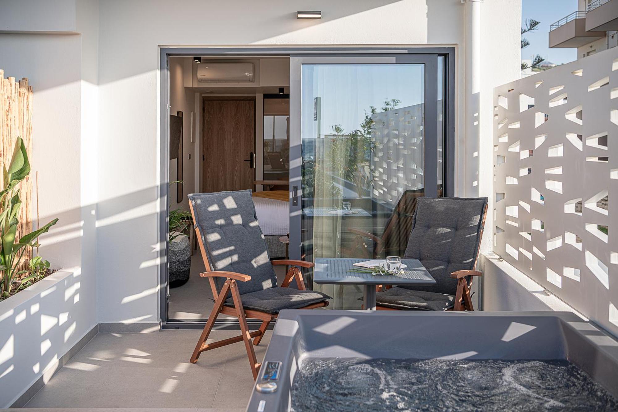 Calla Luxury Seafront Suites Rethimno Eksteriør billede